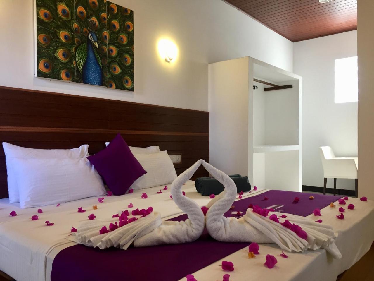 Grand Orchid Residence Kandy Exteriör bild